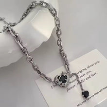 Load image into Gallery viewer, Gothic heart necklace
