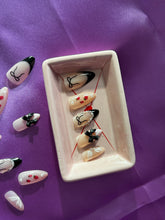 Load image into Gallery viewer, Black lace strawberry press on nails
