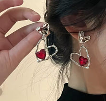 Load image into Gallery viewer, Love Hangover earrings
