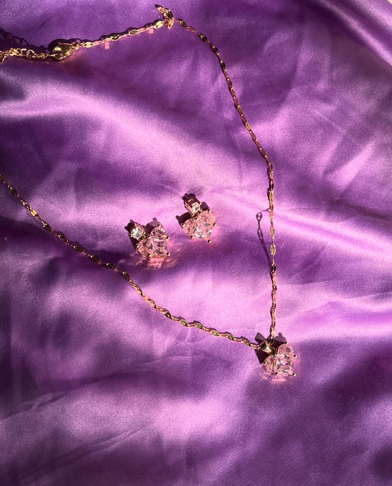 APHRODITE SET ( NECKLACE+ EARRINGS)