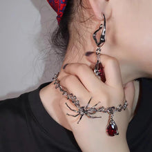 Load image into Gallery viewer, [ Halloween limited edition] Bloody spider necklace
