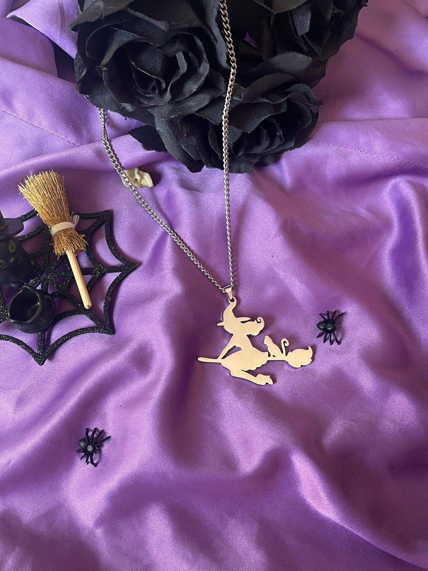 [Halloween Limited Edition]
 Bewitched Necklace