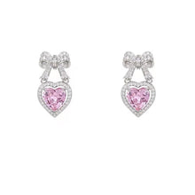 Load image into Gallery viewer, Princess Treatment pink Earrings
