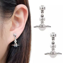 Load image into Gallery viewer, VW  orbit earrings
